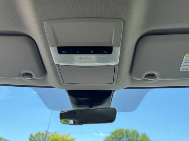 Certified 2023 Nissan Sentra SR w/ Midnight Edition Package FWD image 20