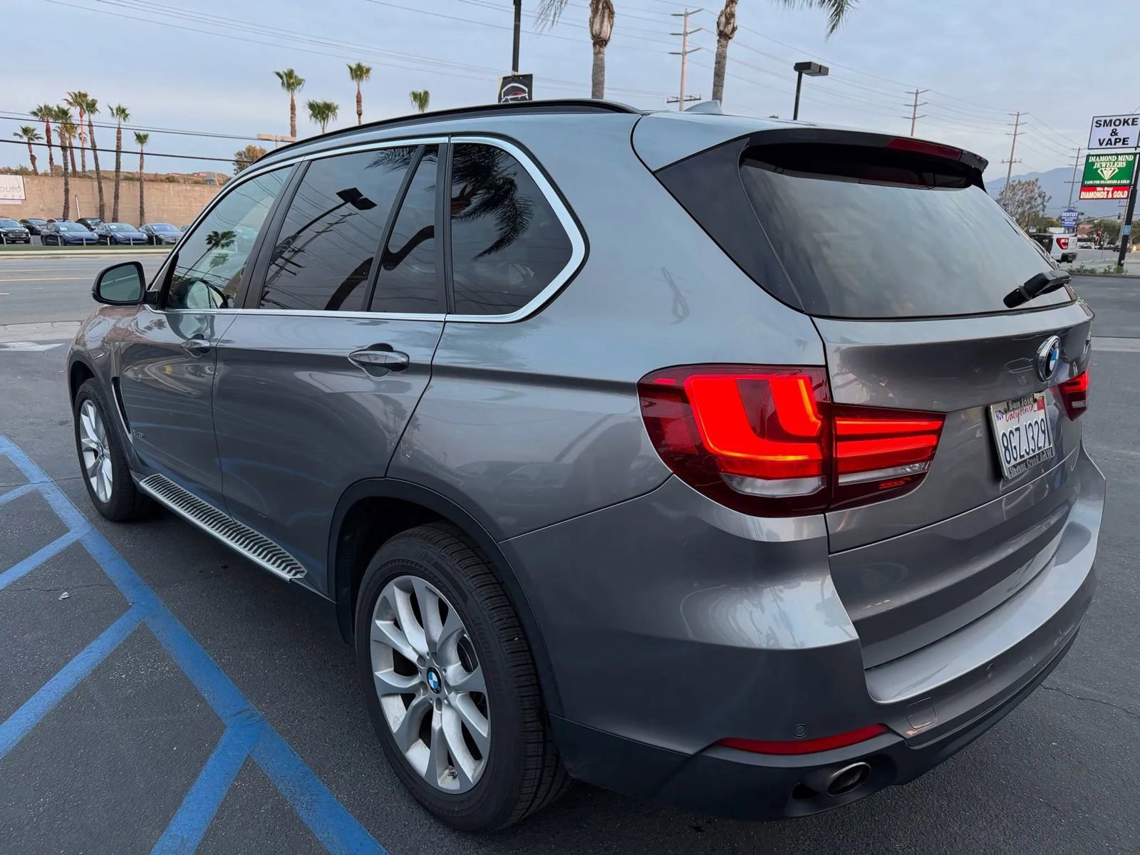Used 2016 BMW X5 xDrive35i w/ Premium Package AWD/4WD image 7