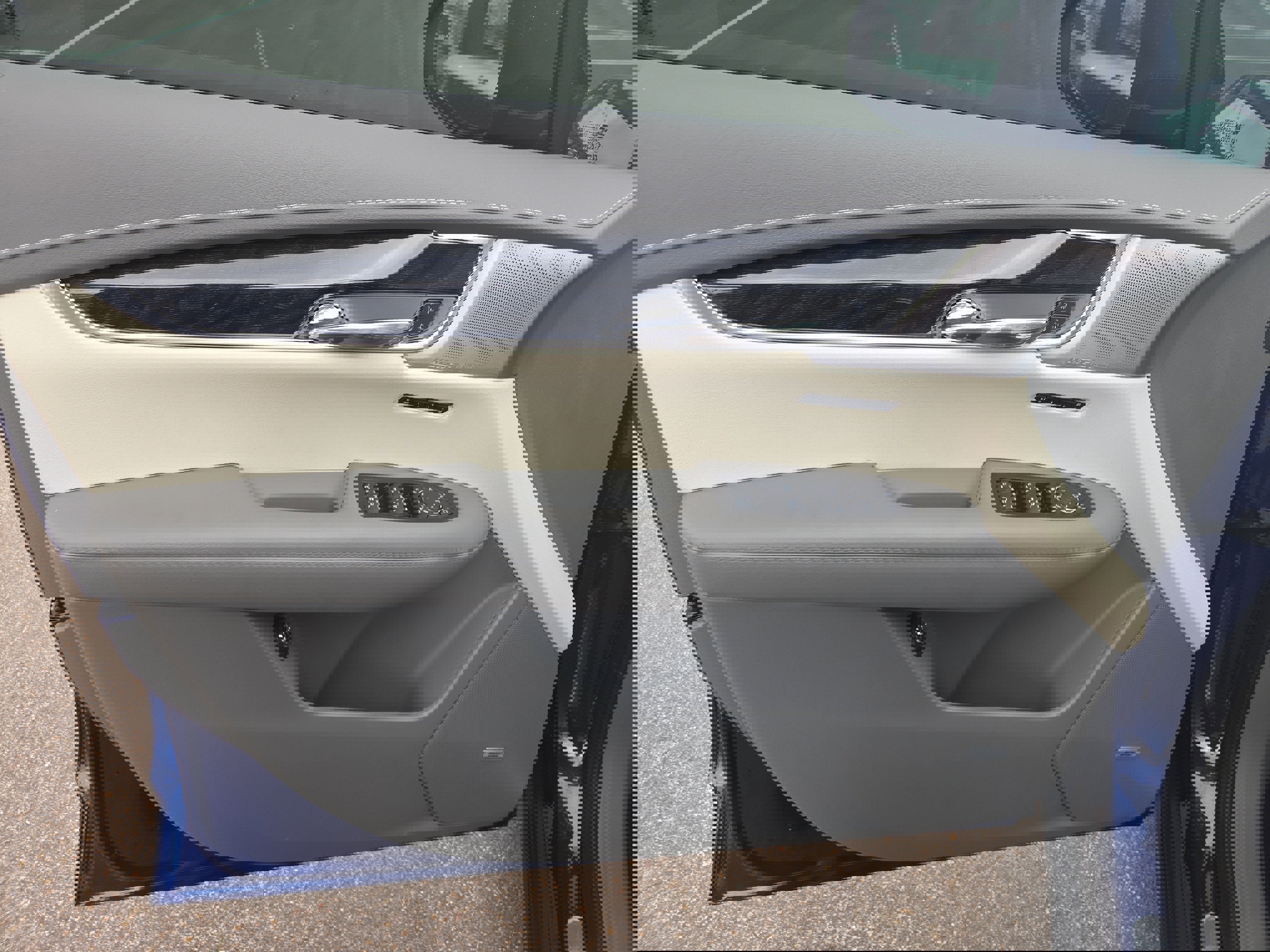 Used 2025 Cadillac XT6 Premium Luxury w/ Technology Package image 11