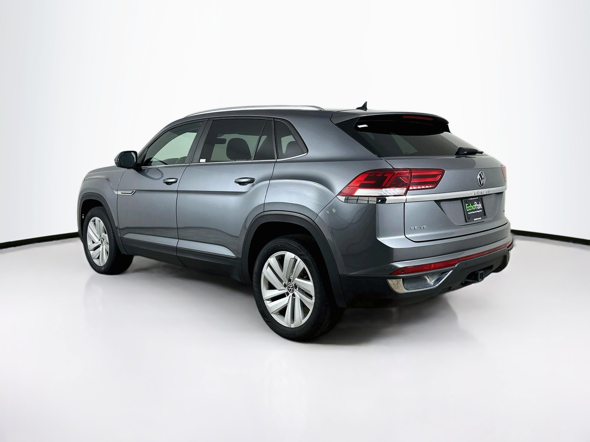 Used 2023 Volkswagen Atlas Cross Sport SE w/ Panoramic Sunroof Package AWD/4WD image 5