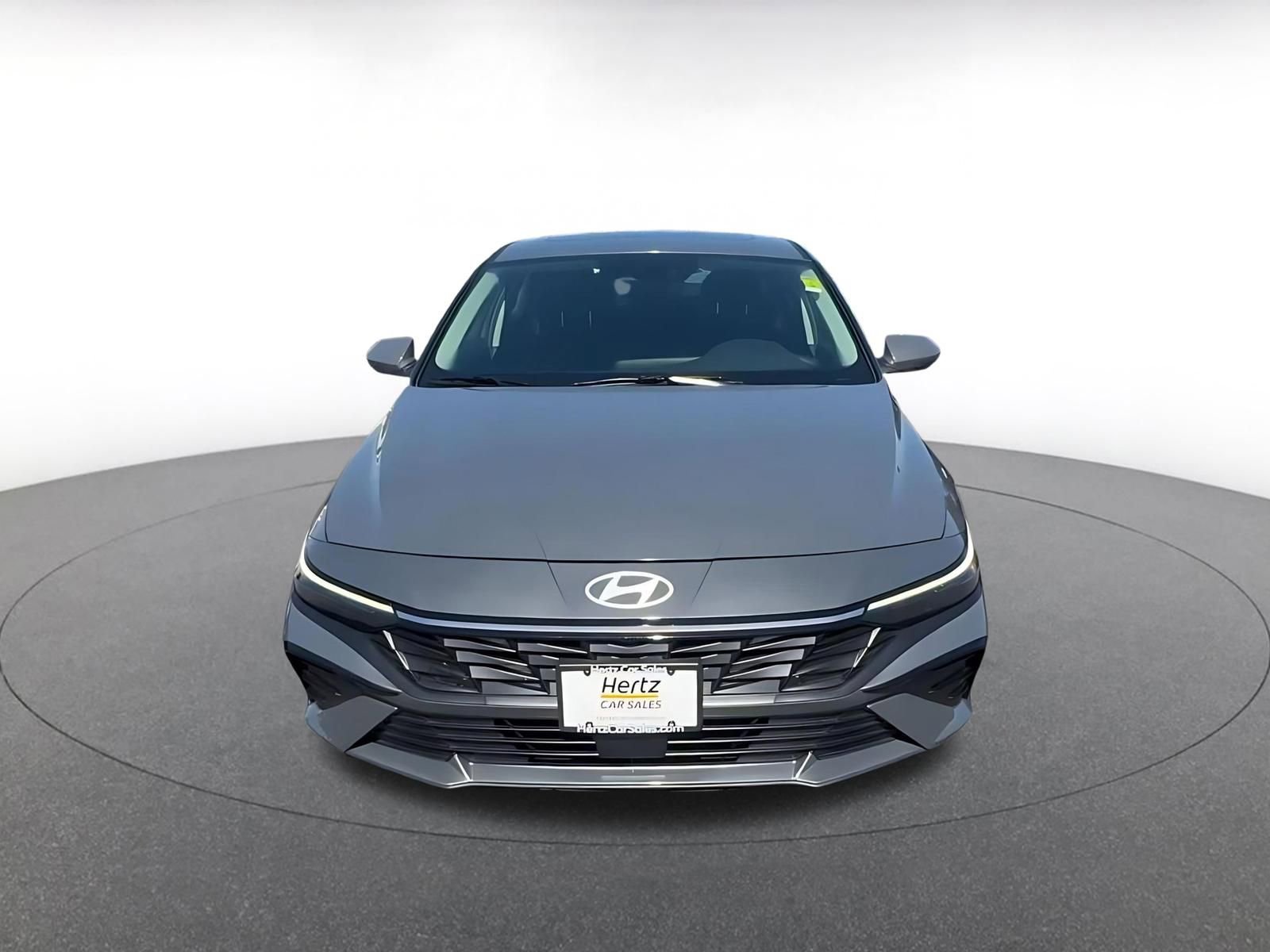 Used 2025 Hyundai Elantra SEL FWD image 4