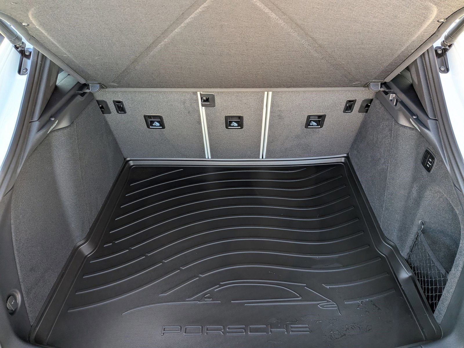 New 2026 Porsche Macan S image 23