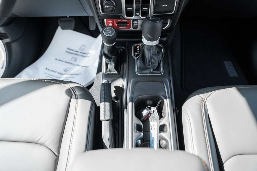 New 2027 Jeep Gladiator Mojave AWD/4WD image 24