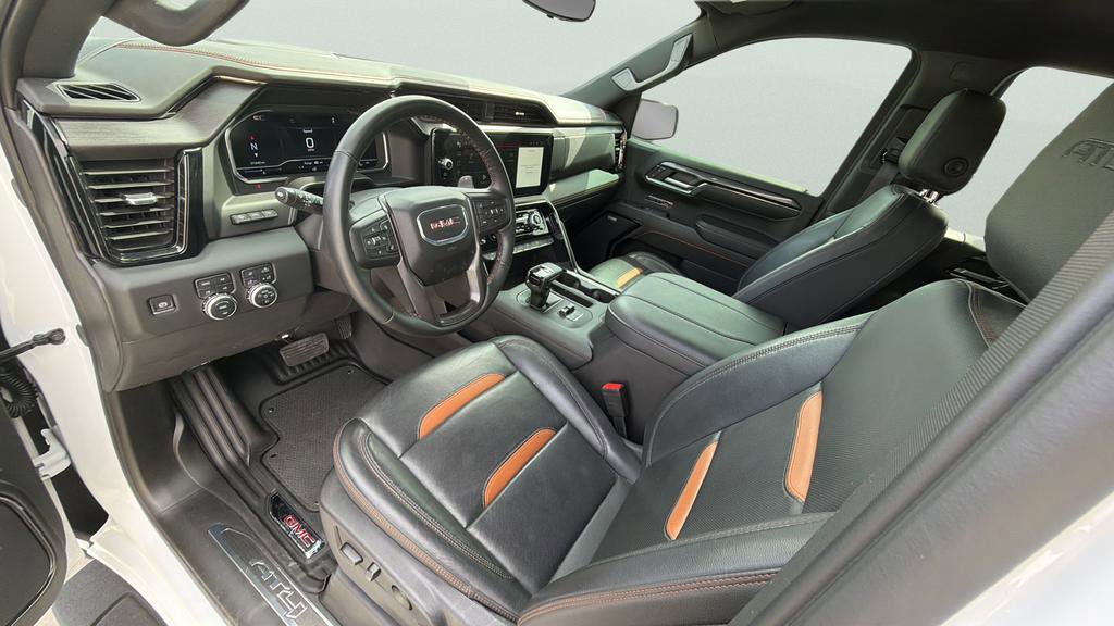 Used 2024 GMC Sierra 1500 AT4 w/ Technology Package AWD/4WD image 16