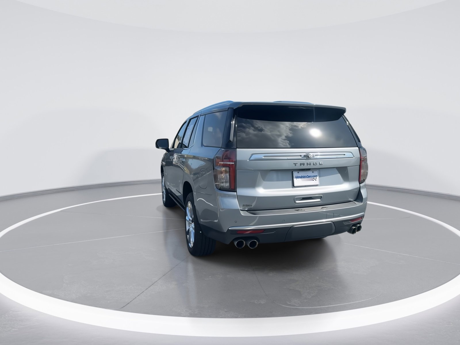 Used 2024 Chevrolet Tahoe High Country w/ Premium Package image 8