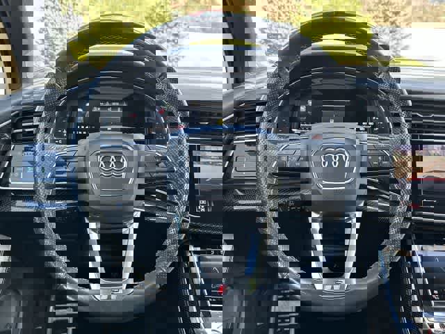 Used 2021 Audi SQ7 Prestige image 8