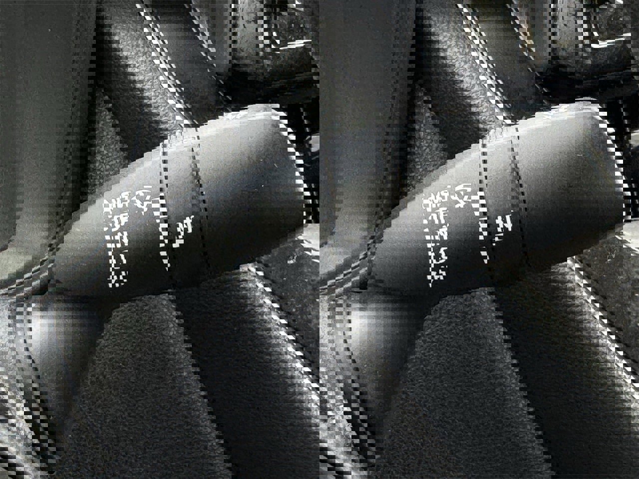 Used 2022 Toyota Corolla LE image 20