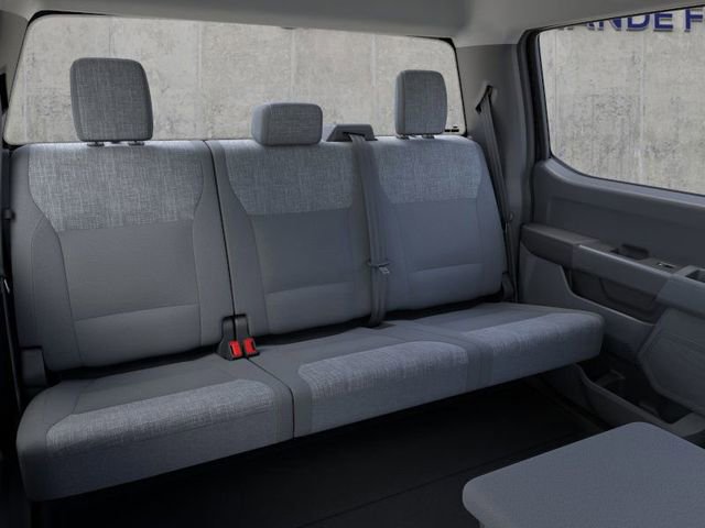 New 2025 Ford F250 XLT w/ FX4 Off-Road Package image 11