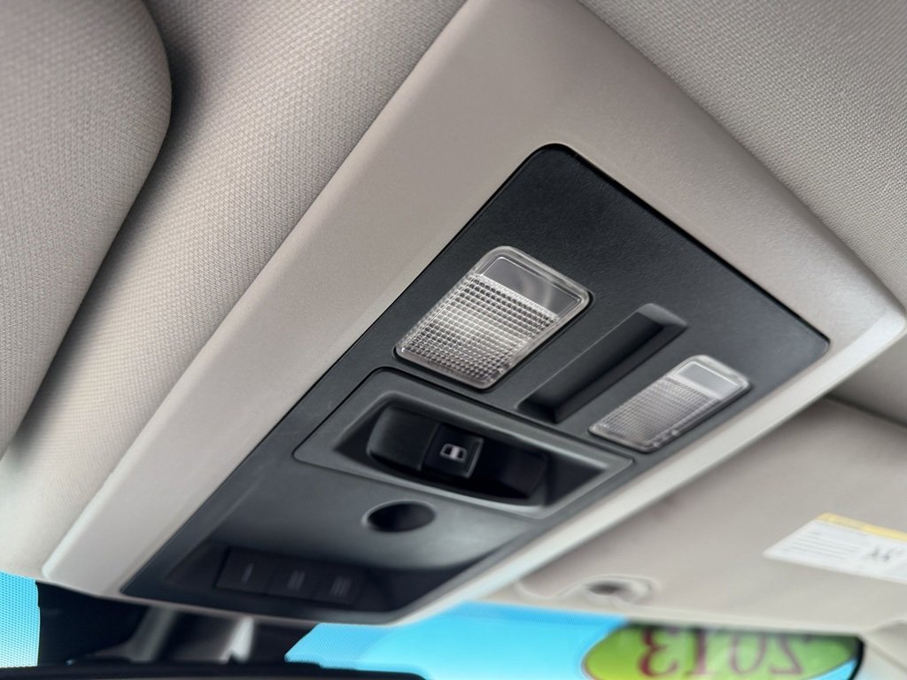 Used 2013 RAM 3500 Big Horn image 31