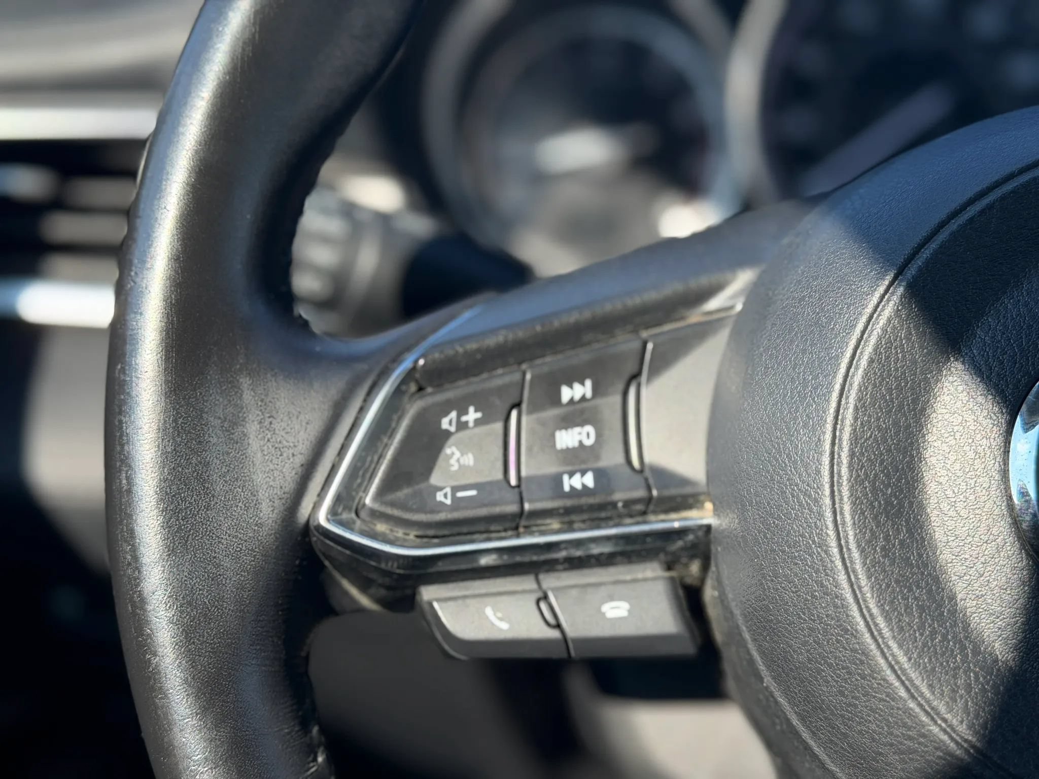 Used 2018 MAZDA MAZDA6 Touring FWD image 23