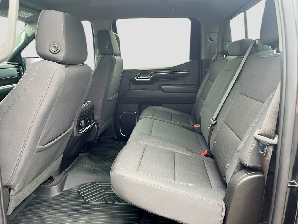 Used 2023 Chevrolet Silverado 1500 RST AWD/4WD image 25