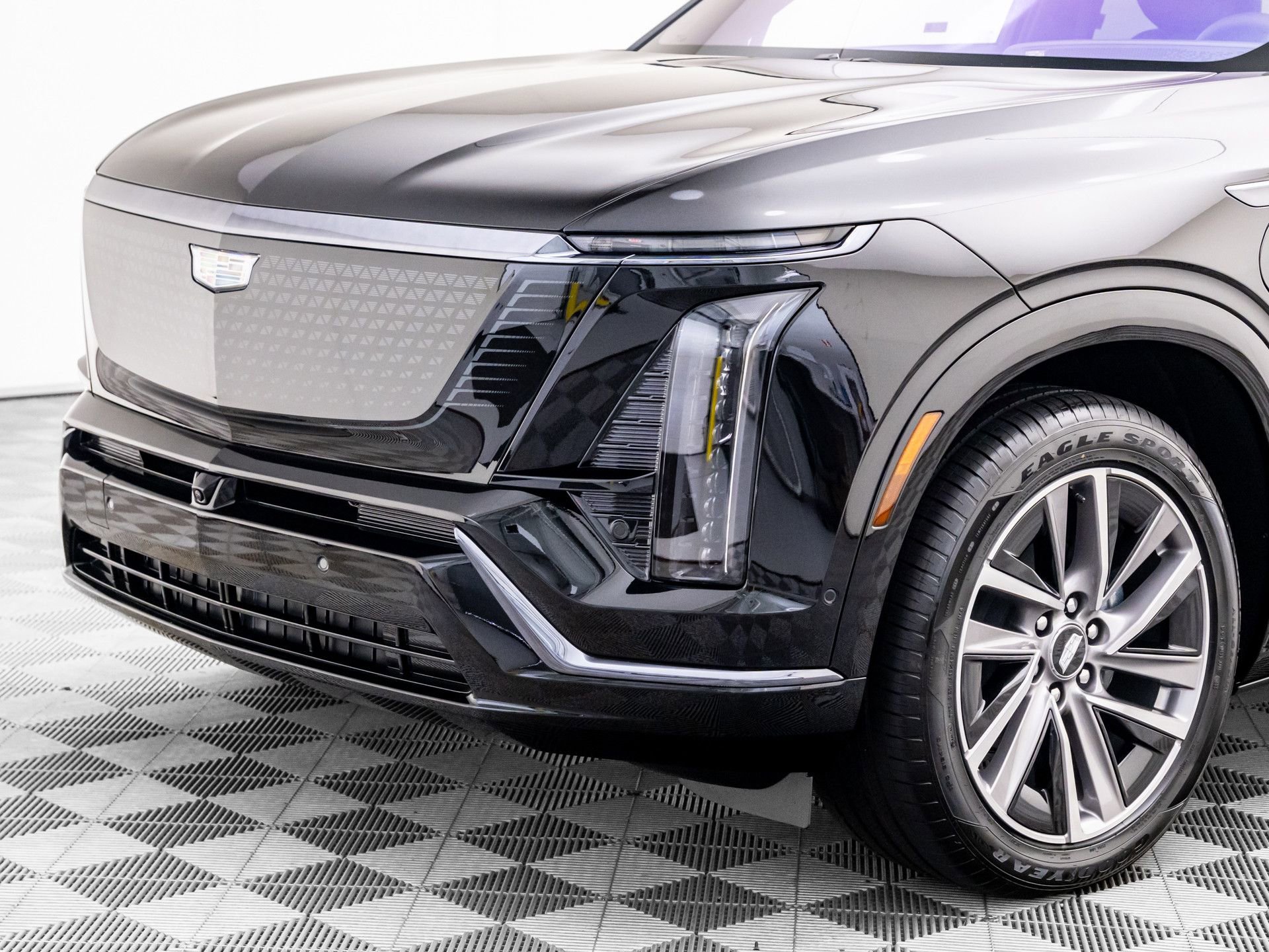 New 2026 Cadillac Vistiq Sport w/ LPO, Floor Liner Package image 32