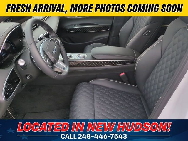 Used 2025 Genesis GV70 3.5T Sport w/ Sport Prestige Package AWD/4WD image 11