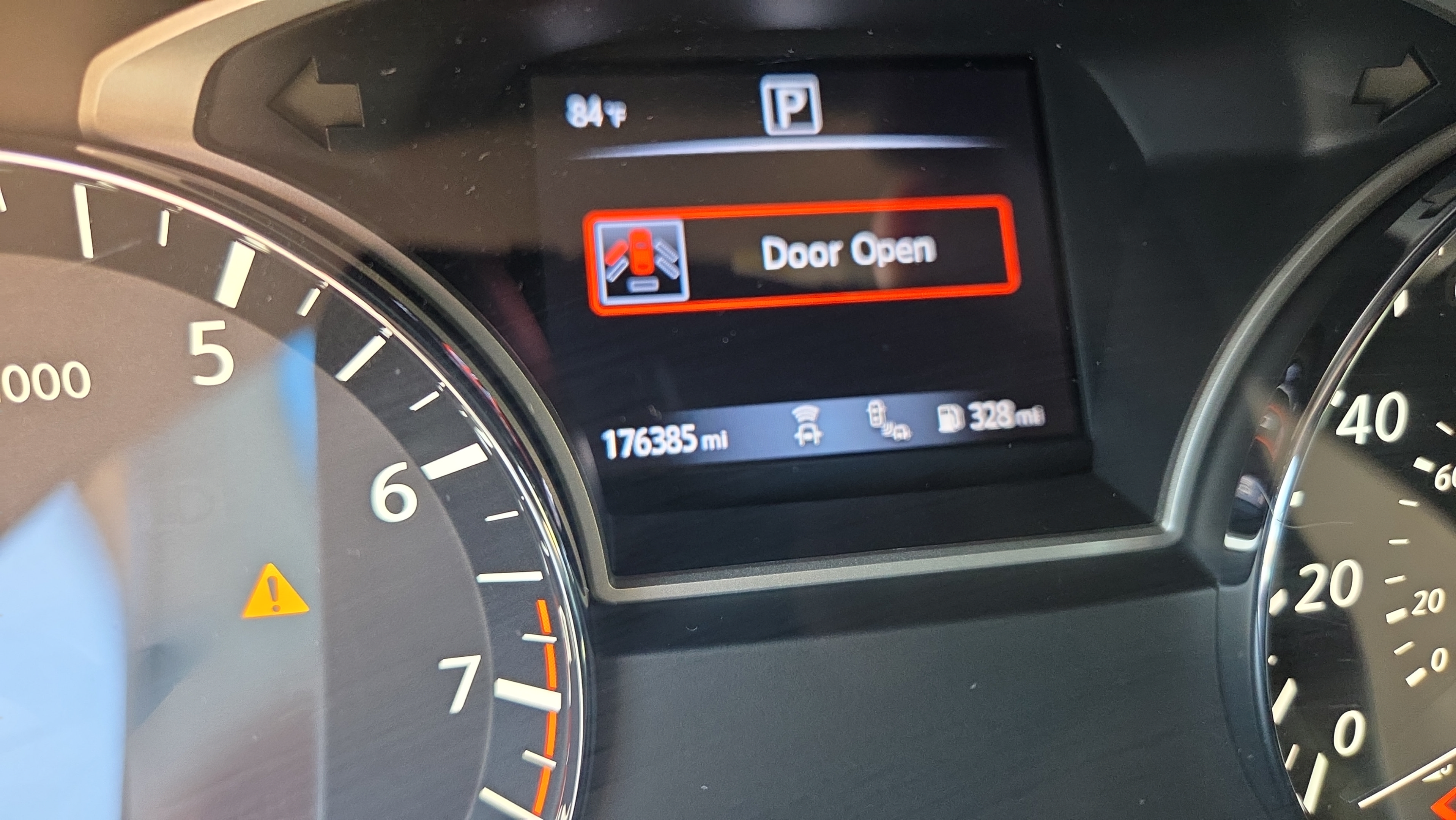 Used 2017 Nissan Pathfinder Platinum FWD image 26