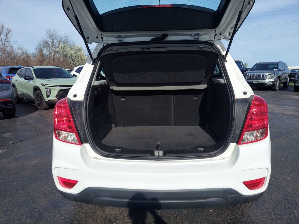 Used 2018 Chevrolet Trax LS image 24