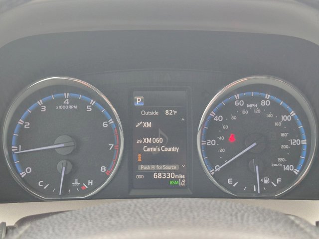 Used 2018 Toyota RAV4 Limited FWD image 9
