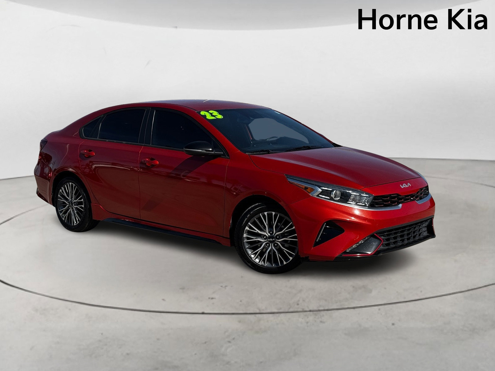 Used 2023 Kia Forte GT-Line image 2