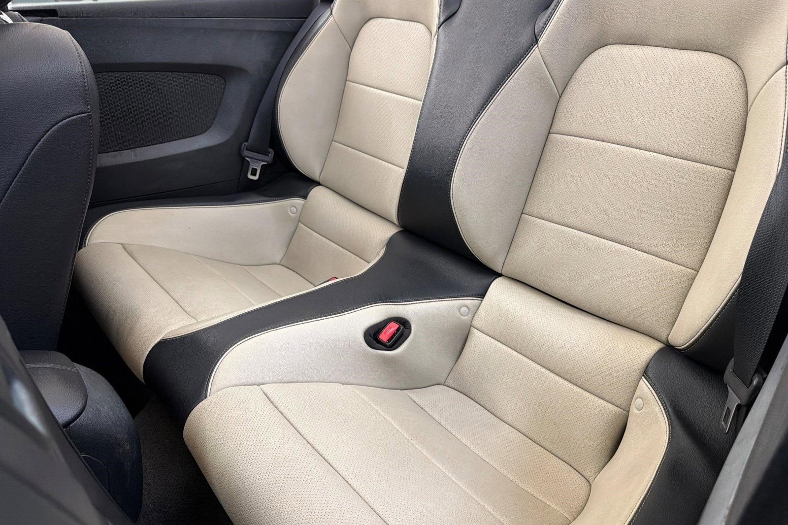 Used 2016 Ford Mustang GT Premium image 25