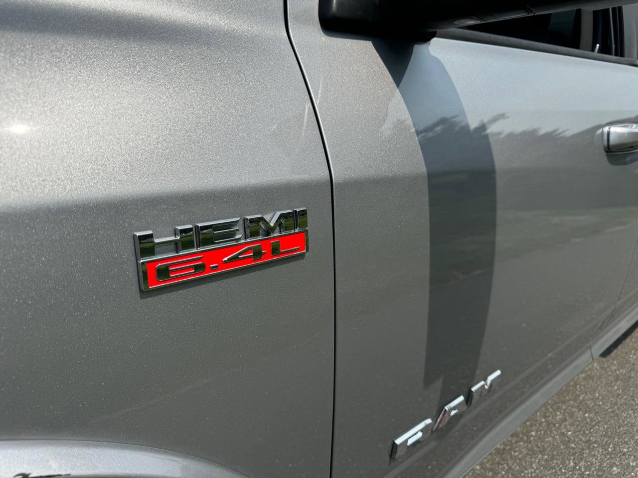 Used 2020 RAM 3500 SLT w/ Quick Order Package 27G SLT AWD/4WD image 21