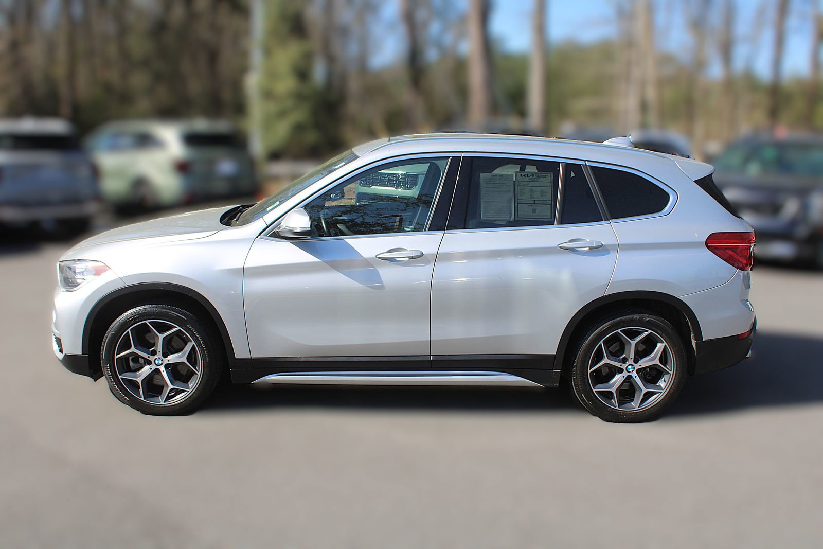 Used 2019 BMW X1 xDrive28i w/ Convenience Package image 5