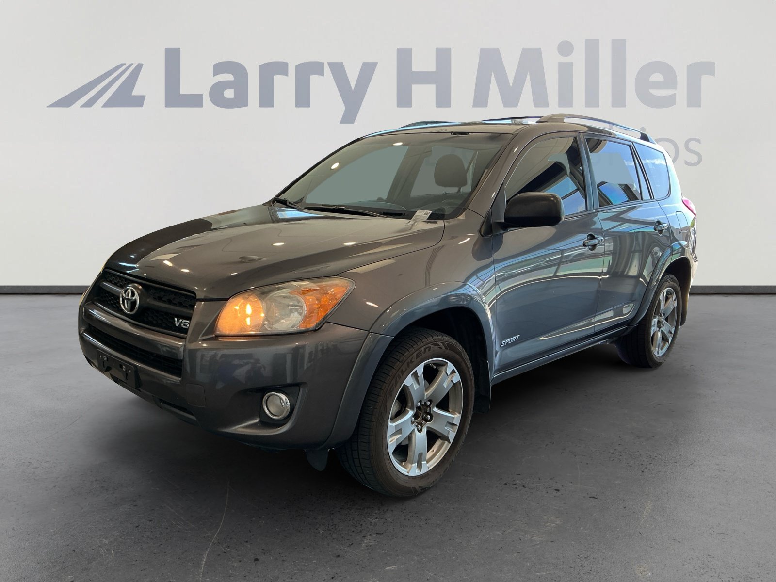 Used 2010 Toyota RAV4 Sport AWD/4WD image 1