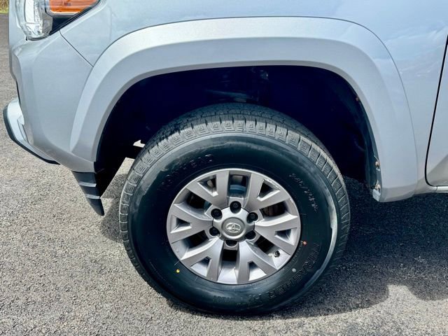 Used 2019 Toyota Tacoma SR5 AWD/4WD image 10
