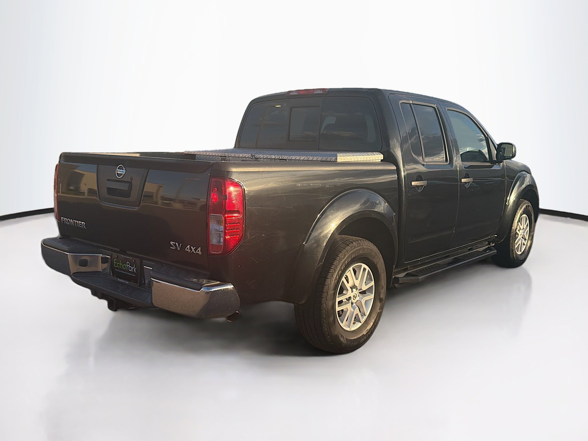 Used 2017 Nissan Frontier SV AWD/4WD image 9