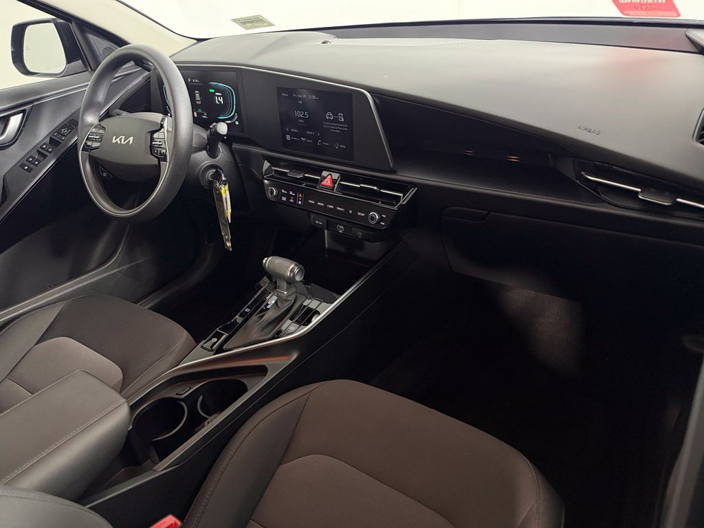 Used 2023 Volkswagen Taos S FWD image 22