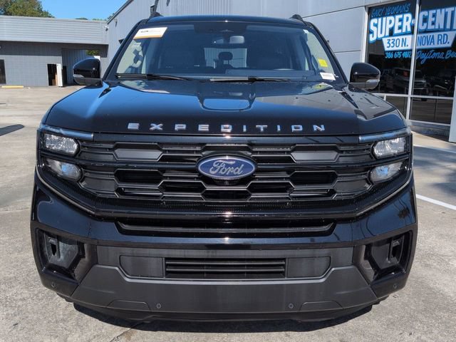 Used 2025 Ford Expedition Max Active AWD/4WD image 9