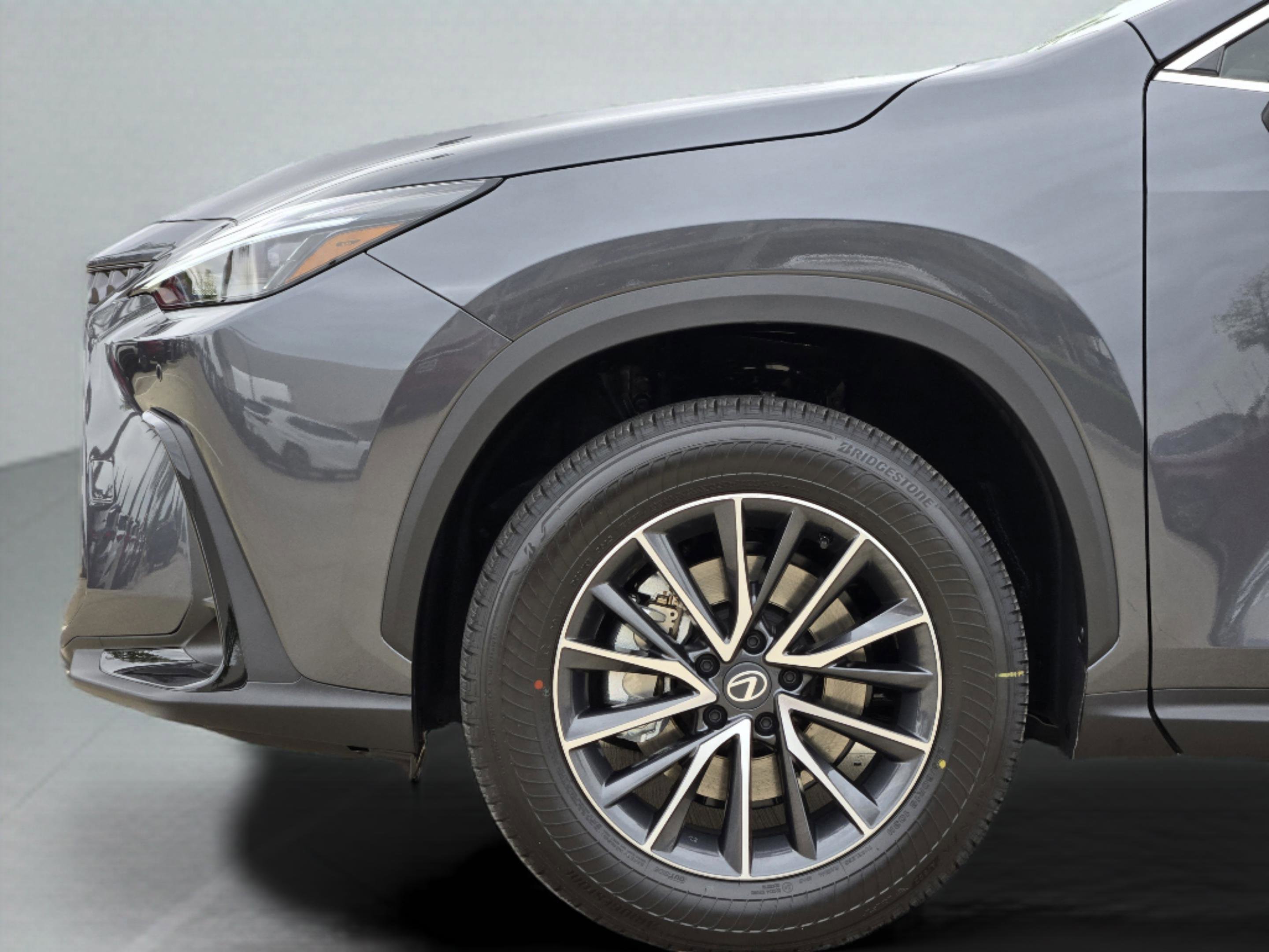 New 2026 Lexus NX 350 AWD image 6