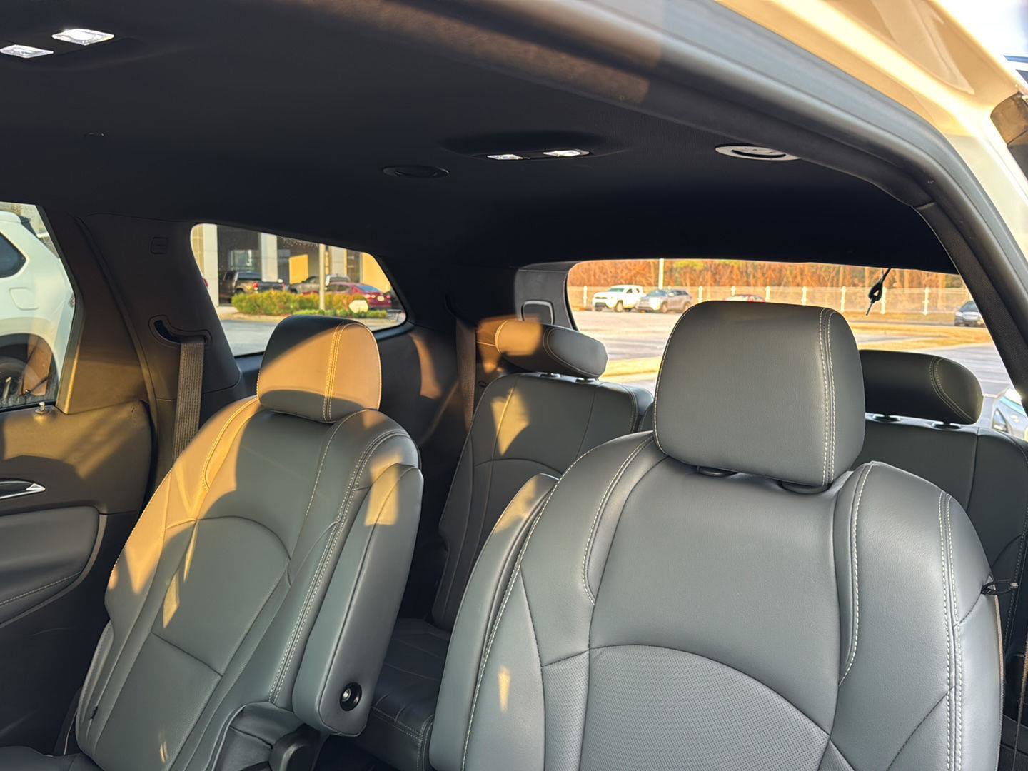 Used 2024 Buick Enclave Premium image 28