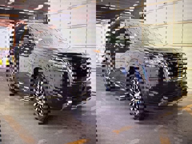 Used 2022 Nissan Pathfinder Platinum w/ Cargo Package image 1