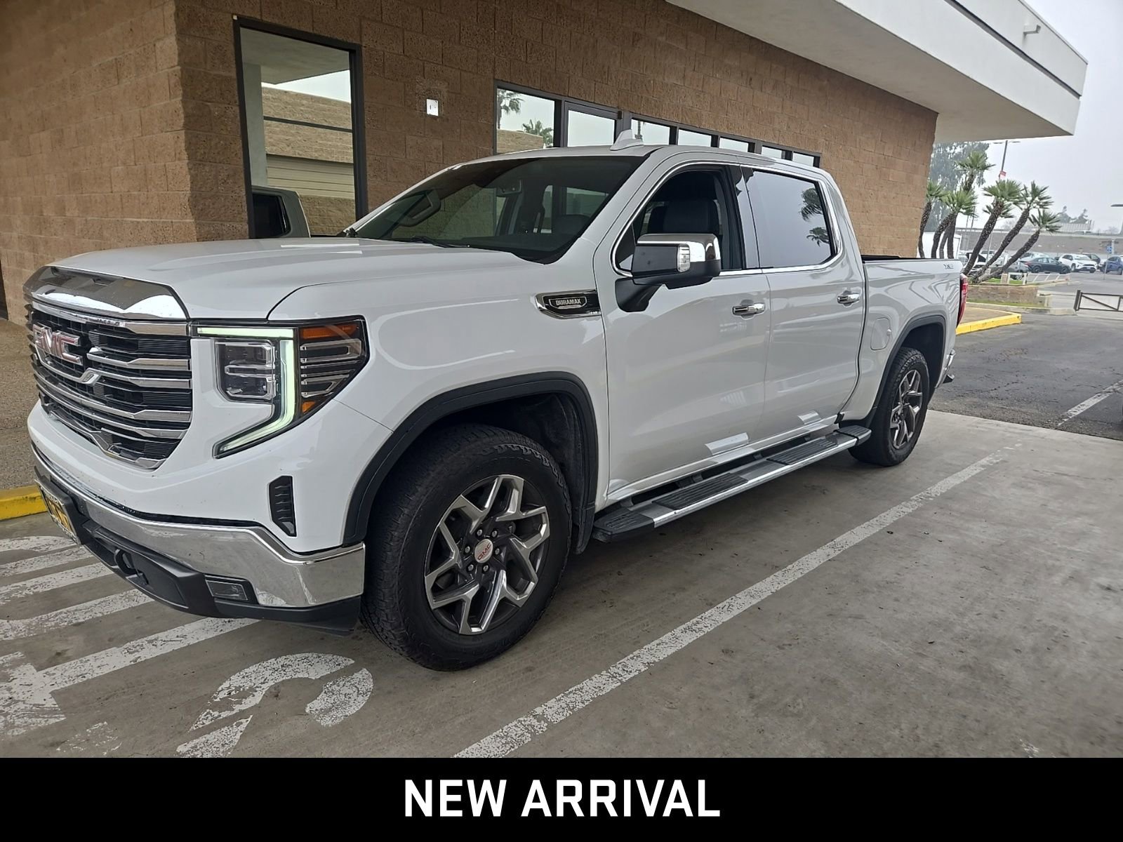 Used 2023 GMC Sierra 1500 SLT w/ SLT Premium Package
