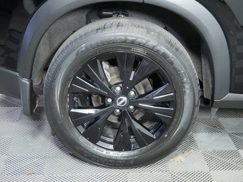 Used 2023 Nissan Rogue SV w/ SV Premium B Package AWD/4WD image 11