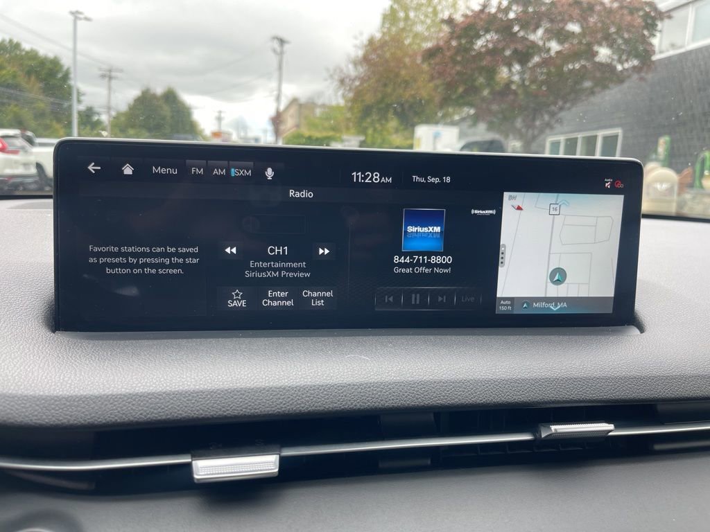 Used 2025 Genesis GV70 2.5T image 13