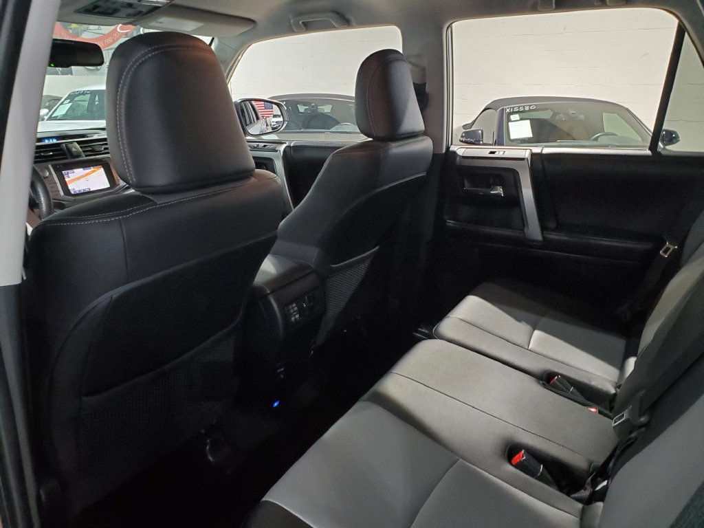 Used 2019 Toyota 4Runner SR5 Premium RWD image 22