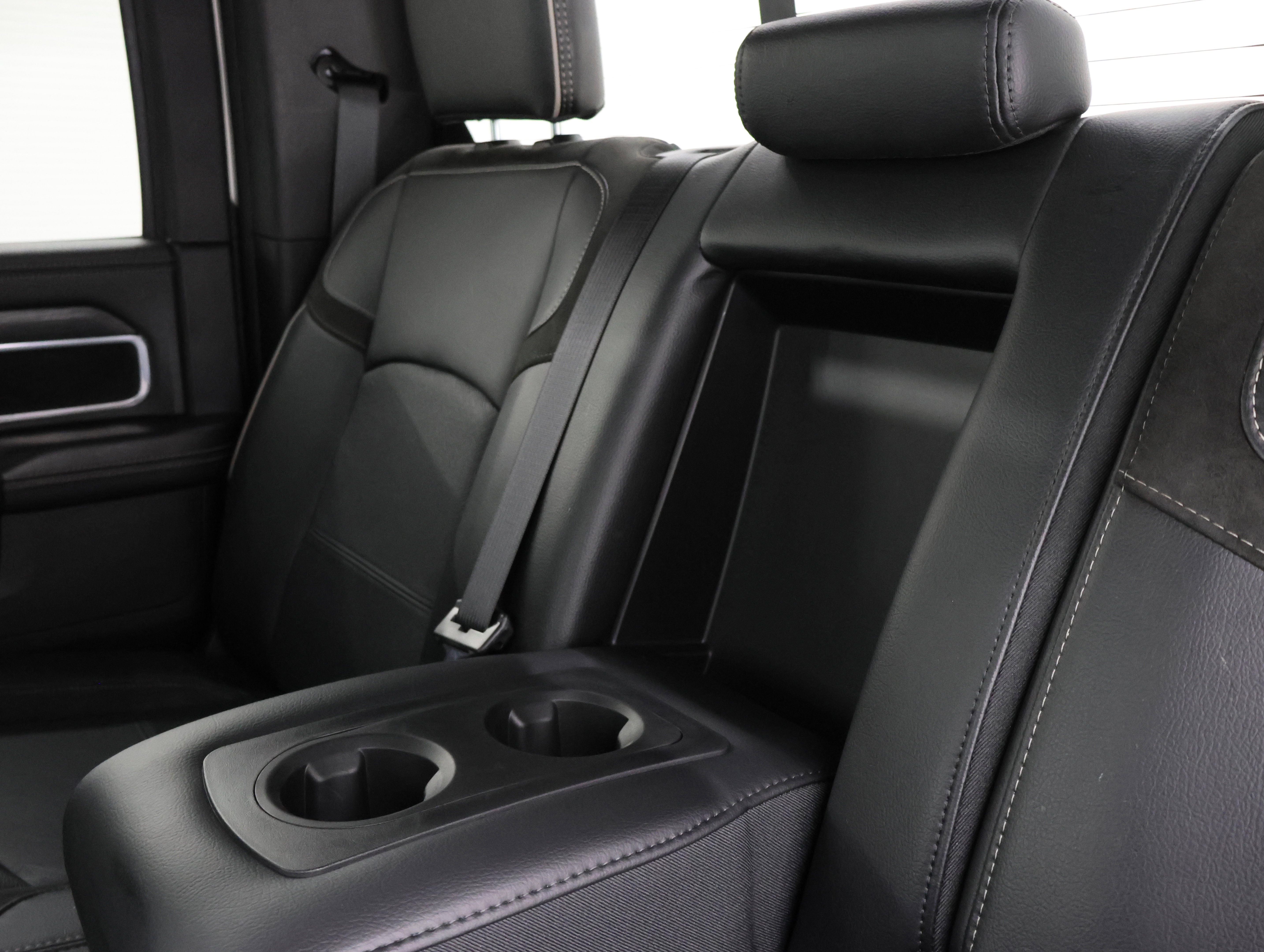 Used 2024 RAM 2500 Laramie w/ Night Edition image 43