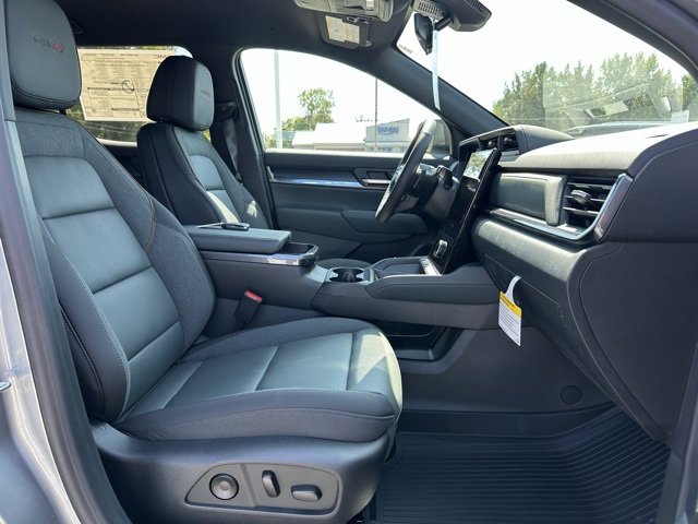 New 2026 GMC Terrain AT4 w/ Convenience Package III image 7