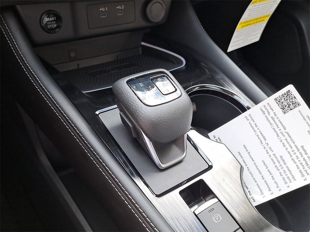 New 2026 Nissan Rogue Platinum image 31