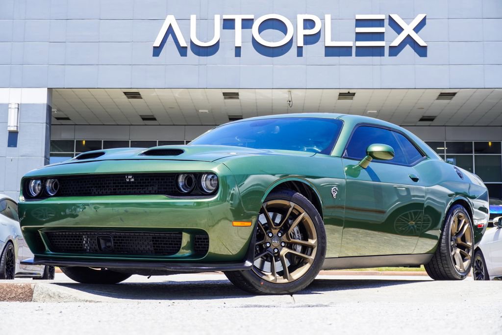 Used 2023 Dodge Challenger SRT Hellcat w/ Driver Convenience Group RWD video 1