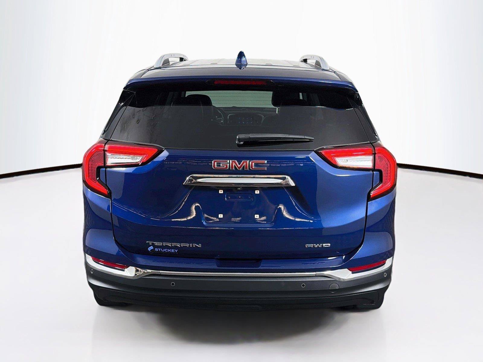 Used 2022 GMC Terrain SLT AWD/4WD image 10