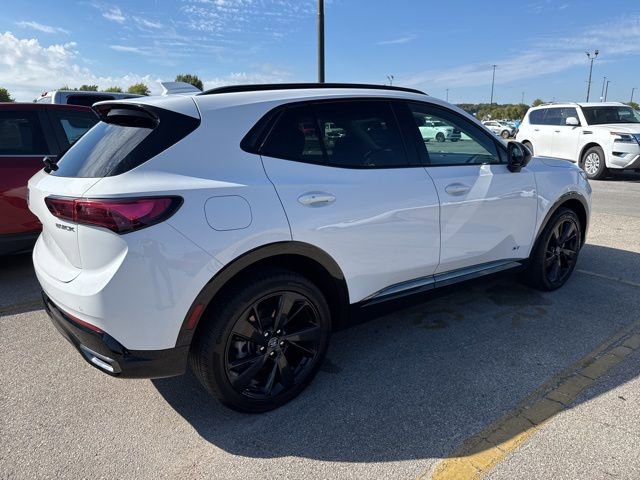 Used 2024 Buick Envision Sport Touring image 7