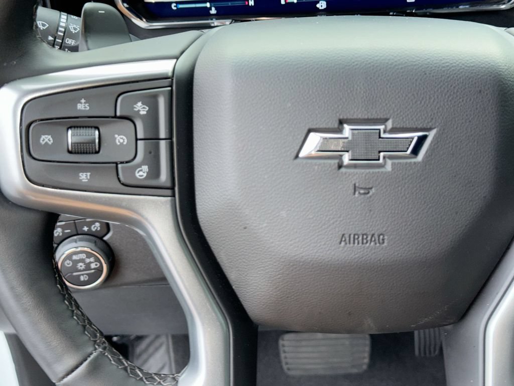 Used 2025 Chevrolet Silverado 1500 RST RWD image 17
