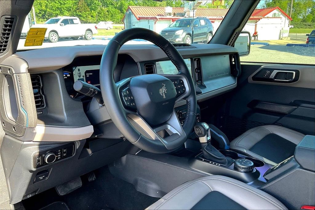 Used 2024 Ford Bronco Wildtrak AWD/4WD image 12
