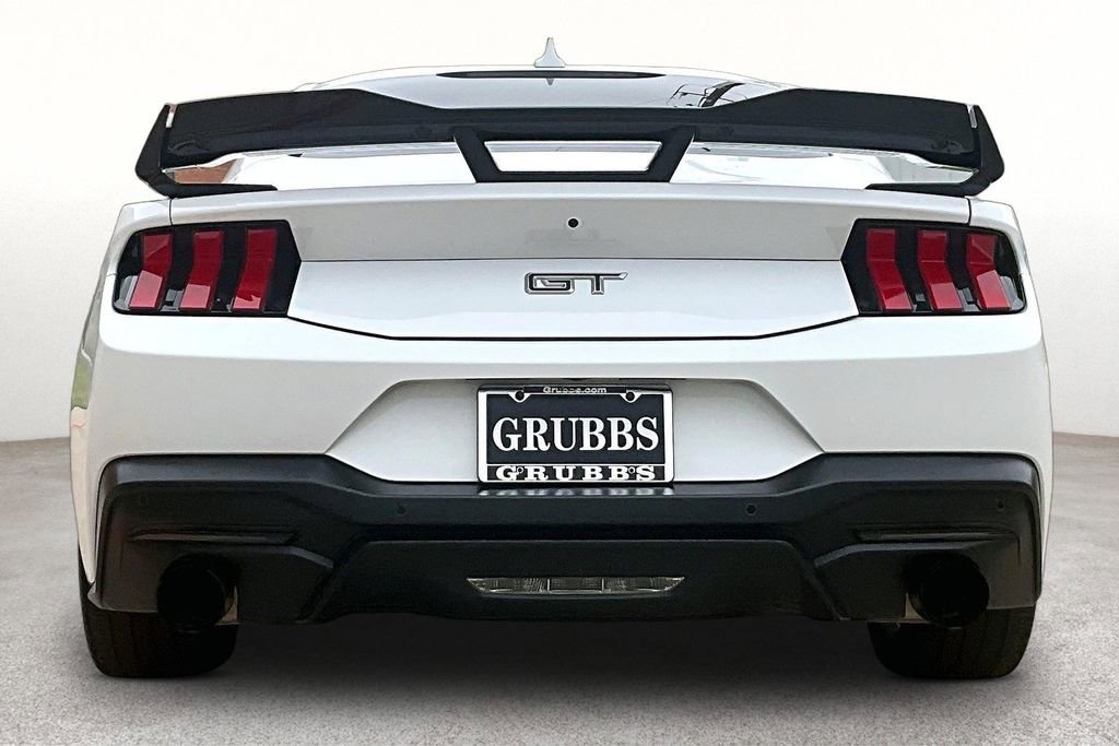 Used 2025 Ford Mustang GT Premium RWD image 5