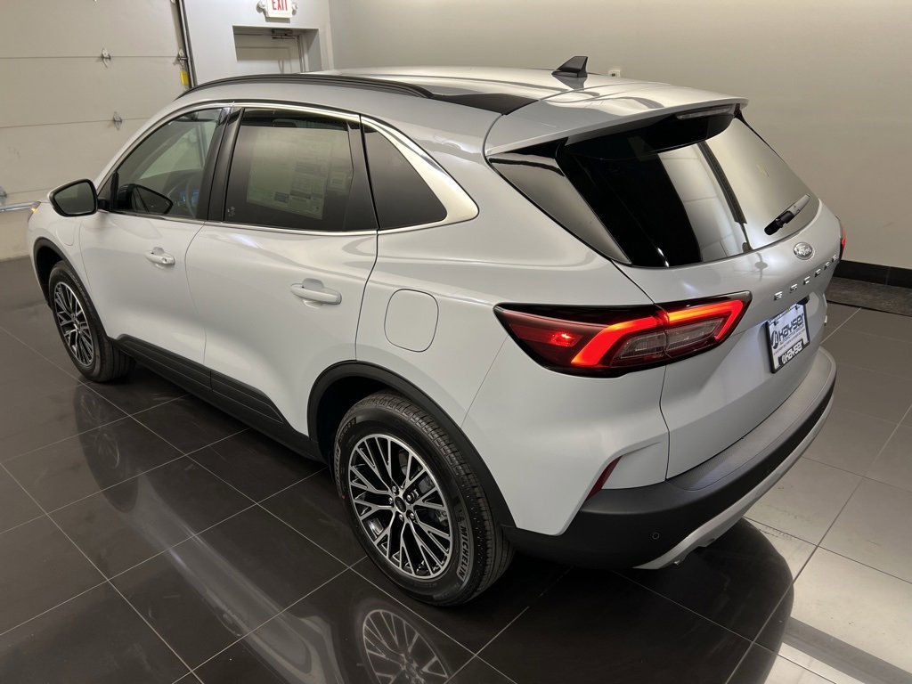 New 2026 Ford Escape SE image 4