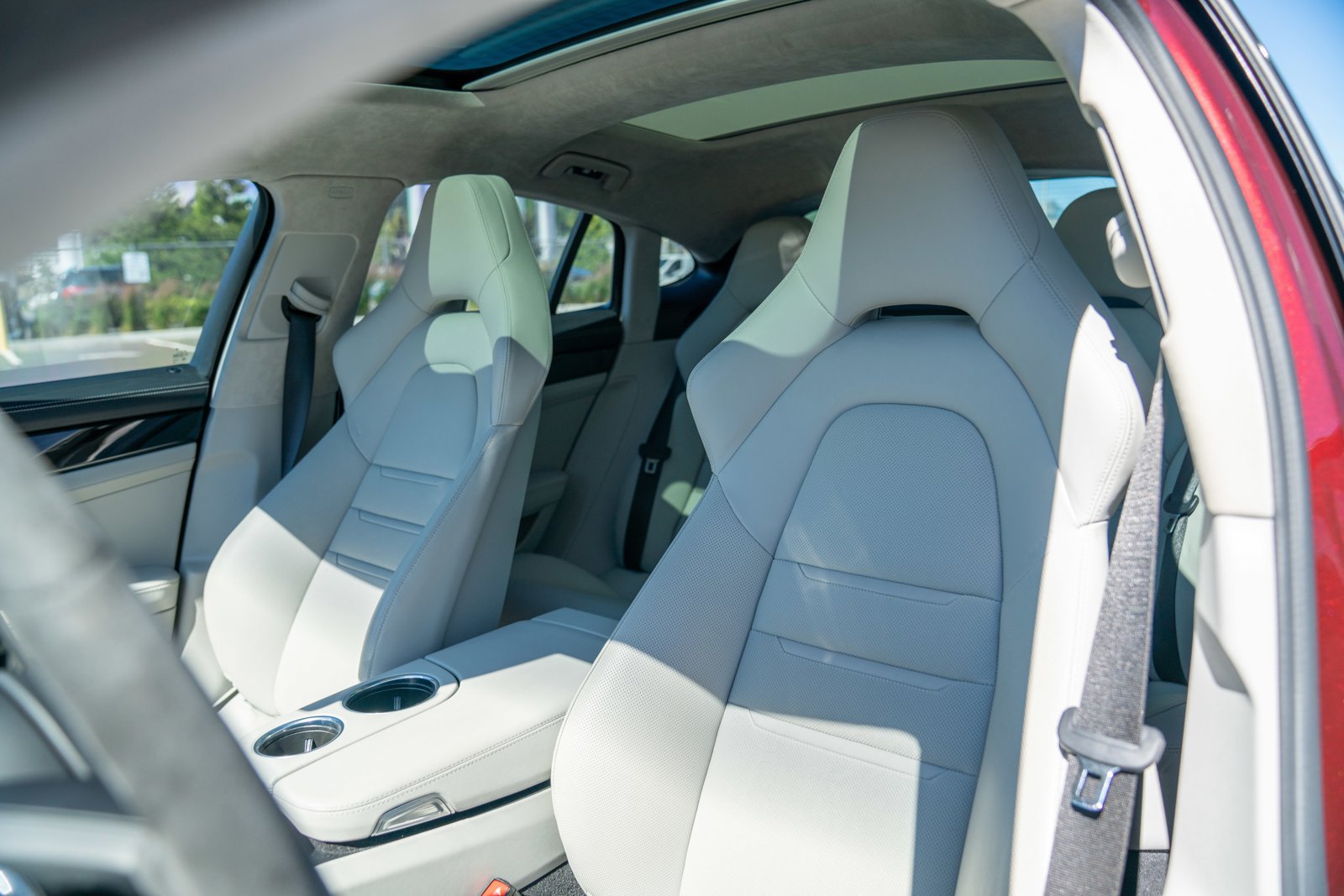 Certified 2022 Porsche Panamera GTS AWD/4WD image 5