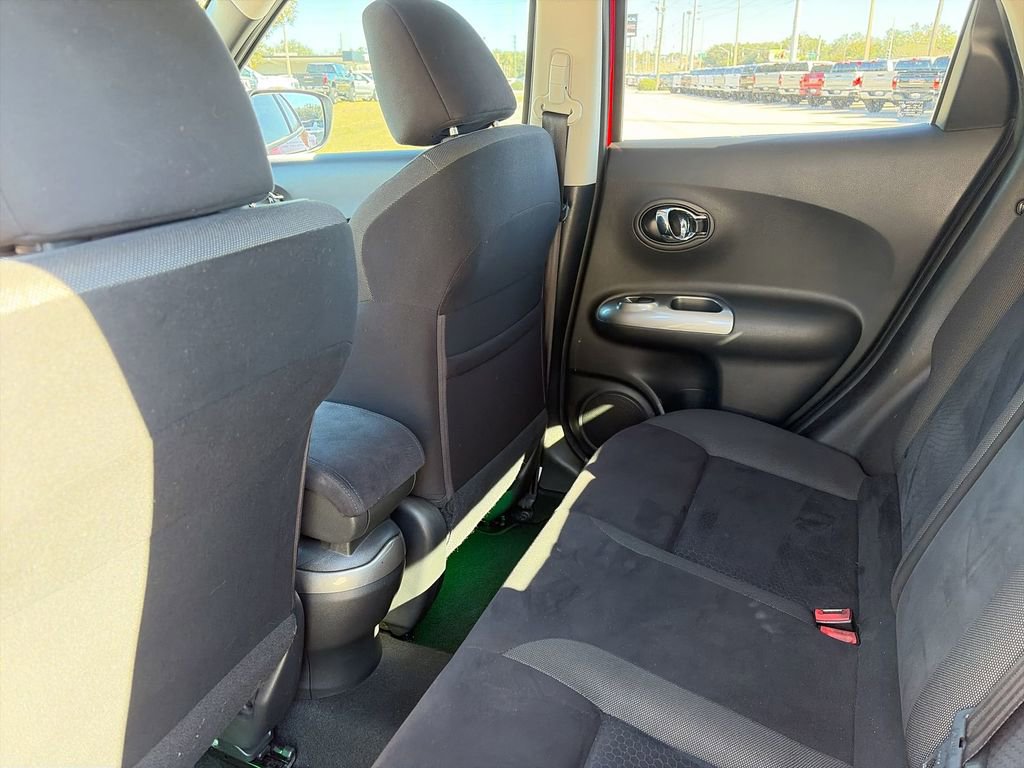 Used 2017 Nissan Juke SV image 12