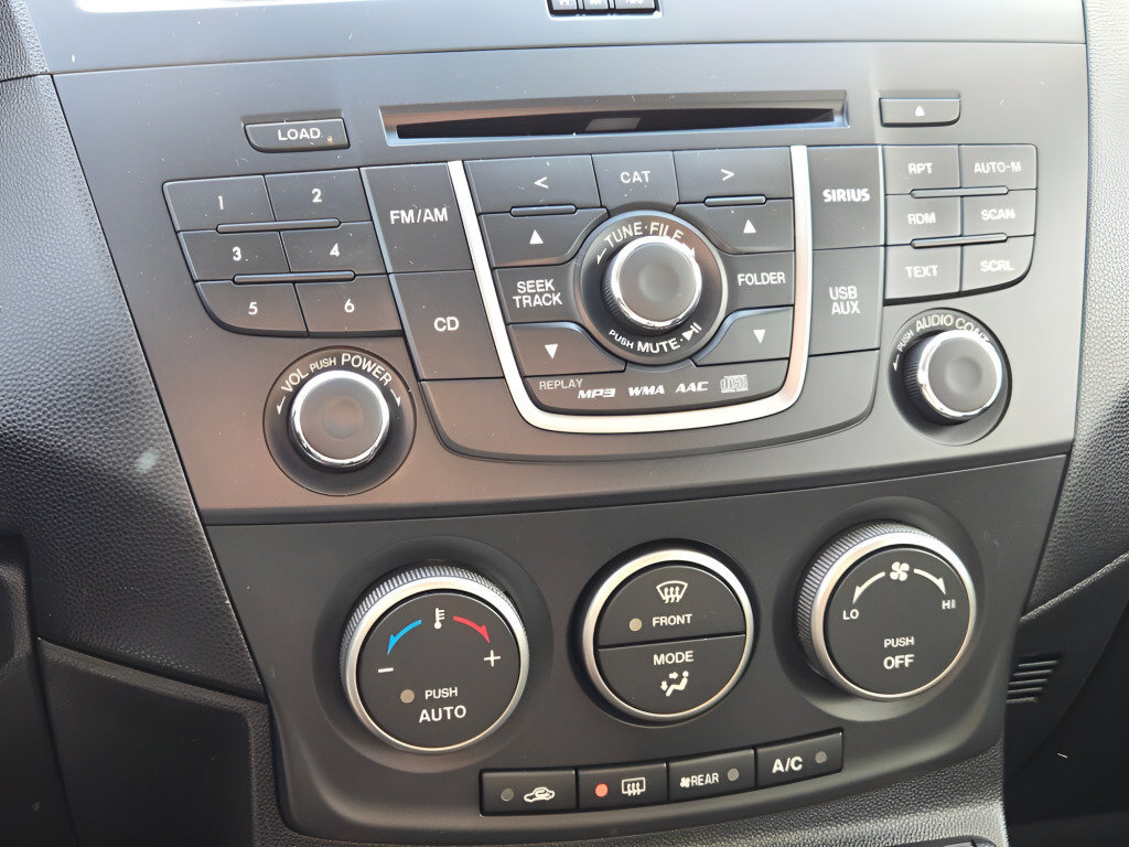 Used 2013 MAZDA MAZDA5 Sport FWD image 26