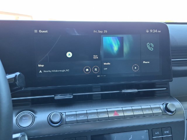 Used 2025 Hyundai Kona SEL FWD image 35